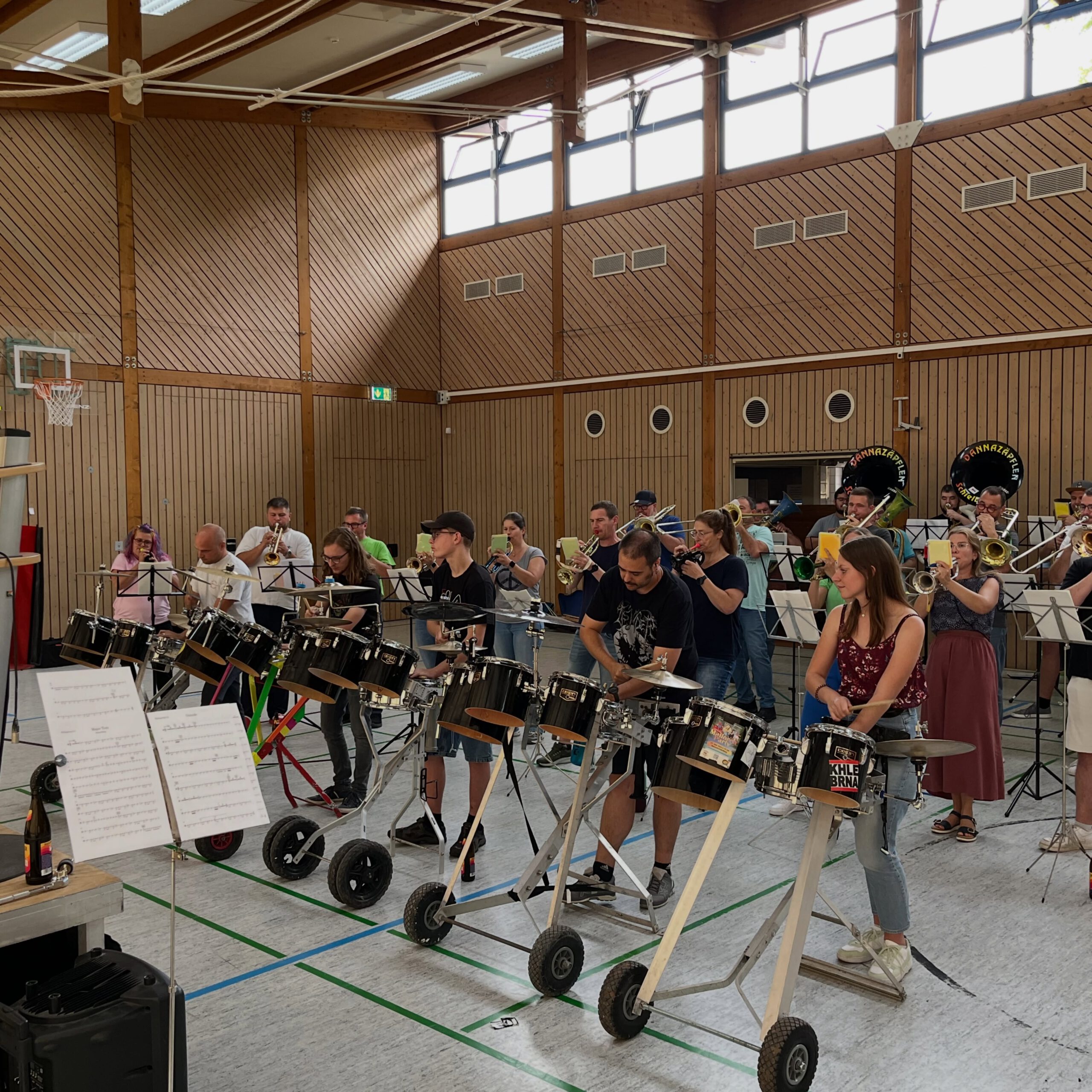 Probewochenende 2026 🥳Es geht wieder los 🤩Ein erfolgreiches Probewochenende liegt hinter uns. Drei Tage voller Einsatz. Neue Musikstücke. Registerproben. Gesamtproben. Ab jetzt starten wir wieder mit wöchentlicher Musikprobe in die neue Kampagne 🥁🪊Wir freuen uns riesig auf eine kurze aber knackige Kampagne, auf die neu einstudierten Musikstücke aber auch auf altbekannte Klassiker   🫶🏼